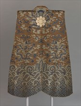 Jinbaori (Surcoat), Edo period (1615–1868), c. 1750, Japan, Silk, warp-float faced 2:1 'Z' twill