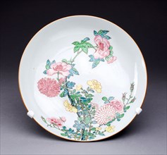 Dish, c. 1725, Qing Dynasty (1644–1911), Yongzhen period (1723–1735), China, Hard-paste porcelain