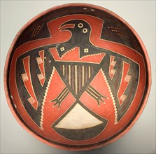 Bowl Depicting a Bird with Outstretched Wings, 1300/1400, Four Mile Polychrome, White Mountain Red
