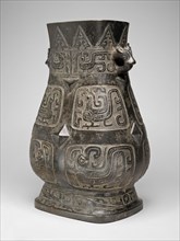 Jar (hu), Western Zhou dynasty, 927–850 B.C., China, Bronze, 48.5 × 30 × 24.5 cm (19 1/4 × 11 3/4 ×