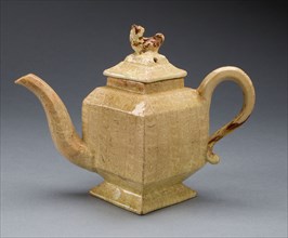 Teapot, 1750/59, Staffordshire, England, Staffordshire, Lead-glazed earthenware (agateware), 12.9 x