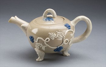 Teapot, 1750/55, Staffordshire, England, Staffordshire, Salt-glazed stoneware, with applied