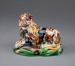 Lion, c. 1780, Staffordshire, England, Staffordshire, Lead-glazed earthenware (creamware), 7.9 x 9