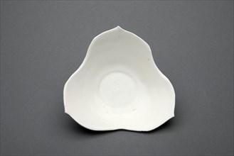 Tri-Lobed Dish, Five Dynasties period (907–960), China, Ding-type ware, glazed porcelain, 12.0 × 3