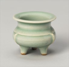 Tripod Incense Burner (Censer), Southern Song dynasty (1127–1279), China, Longquan ware, glazed