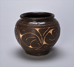 Small Globular Jar with Rolled Lip and Stylized Leaves, Jin dynasty (1115–1234), China, Cizhou