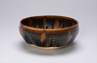 Shallow Lobed Bowl, Northern Song (960–1127) or Jin dynasty (1115–1234), c. 12th century, China,