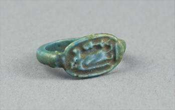 Ring: Figure of Tawaret (Thoeris), with sa (protection) sign, New Kingdom, Dynasty 18 (about 1390