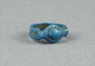 Ring: Oval, New Kingdom, Dynasty 18 (about 1350 BC), Egyptian, Egypt, Faience, W. 0.6 cm (1/4 in.),