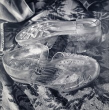 Clear Jellies, 1976, acrylic on canvas, 214 x 213.5 cm, Ben Schonzeit, Brooklyn, NYC * 1942