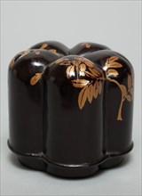 Unknown (Japanese), Box in the Shape of a Cherry Blossom, early 17th Century, Lacquer over