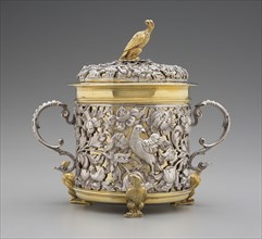 Nicholas Wollaston, English, active 1627-1670, Sleeve Cup, ca. 1670, silver, gold, Overall: 7 9/16