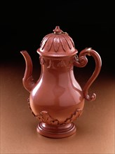 Johann Friedrich Böttger, German, 1682-1719, Coffeepot, 1710/1715, stoneware, silver, gold,