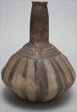 possibly Caddoan, Native American, Bottle, between 1300 and 1500, clay and pigment, Overall: 9 5/8