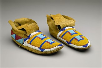 Crow, Native American, Pair of Moccasins, ca. 1885, deerskin, rawhide, and glass beads, Overall