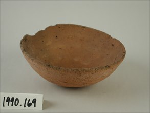 Egyptian, Shallow Bowl, between 3300 and 3100 BCE, Terracotta, Overall: 2 1/8 × 5 1/8 inches (5.4 ×