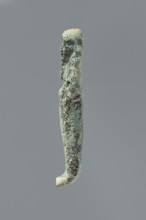 Ushabti, mummy-shaped figurine. Flat back. Arms crossed on the chest, only the hands protruding