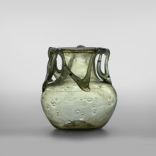 Flask, unknown eastern workshop; Scen.Gal.Klass.; Transparent glass, yellowish-green with applied