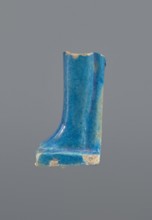Shabti legs, mummy-shaped figurine fragment: fragment of the legs of a mummy-shaped shabti figurine