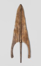 Javelin head, unknown Near Eastern workshop; weapon, flat spearhead with a long sagittal blade with