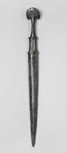 Dagger, unknown Luristan workshop. A fully cast dagger with a full hilt and a flared pommel. The