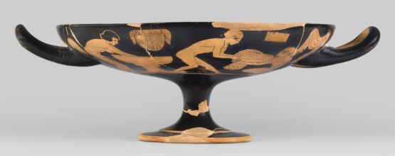 Red-figure kylix with a bathing scene, the Boots Painter ca. 460 BC. Bath iconography; Greek
