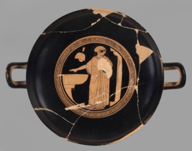 Red-figure kylix with a bathing scene, the Boots Painter ca. 460 BC. Bath iconography: women wash