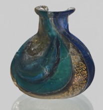 Unguentarium with carnation with a gold ribbon; with a bulging belly. 1st half of the 1st century