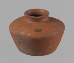 Vessel, Egyptian pottery vessel made of clay, c. 2686–c. 2181 BC Old Kingdom, from Edfu. Height 11