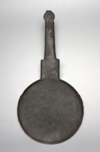 Hand mirror, creator unknown, late 4th century BC, place of origin unknown, mirror, height 36.5 cm,