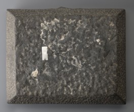 Offering table with carved offerings, offerings iconography and grave goods; depicted: bread and