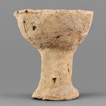Beaker with engraved decoration, unknown northern Mesopotamian workshop. Hand-made beaker on a