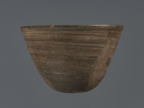 Bowl, unknown northern Mesopotamian workshop; metallic ware; viceless vessel; bowl; Early Jazira