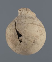 Globular vessel, unknown Northern Mesopotamian workshop Khaburu Basin, vice-free vessel from
