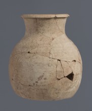 Fragment of a bottle upper 3/4, unknown Northern Mesopotamian workshop; Early Jazira III period ca.