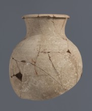 Fragment of a bottle upper 3/4, unknown Northern Mesopotamian workshop; Early Jazira III period ca.
