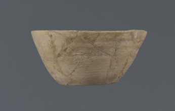 Bowl, unknown Northern Mesopotamian workshop, Early Jazira III period ca. 2600–ca. 2350 BC. Clay