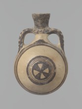 Canteen, Cyprus. Cypriot ceramics, White Painted I . Canteen decorated with concentric circles.