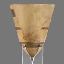 Cup, unknown Middle Assyrian workshop, Mitannian pottery Northern Mesopotamia, Mitanni Kingdom in