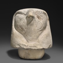 Canopic jar lid — falcon head;, Canopic jar lid in the shape of a plastically modeled falcon head,
