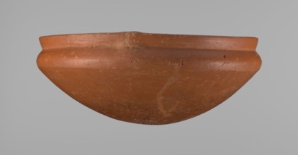 Medum-type bowl, Medum-type bowl with characteristic carination under the rim. Rounded bottom.