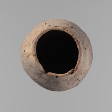 Vessel, Egyptian pottery, ceramics, clay hand-made vessel, Old Kingdom, c. 2686–c. 2181 BC; Edfu