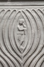Sarcophagus with a depiction of a married couple and a shepherd, unknown Roman workshop. A large