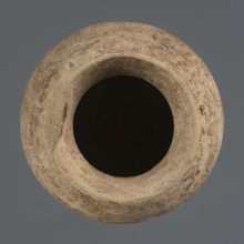 Globular vessel, unknown Northern Mesopotamian workshop, clay, Early Jazira III period ca. 2600–ca.