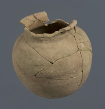 Spherical vessel, unknown Northern Mesopotamian workshop; Early Jazira III period ca. 2600–ca. 2350