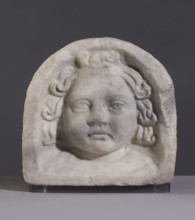 Fragment of a sarcophagus lid, unknown Italian workshop. Fragment of a sarcophagus lid depicting