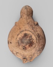 Lamp decorated with a depiction of a gladiator so-called Samnite, unknown Roman workshop, Scen.Gal
