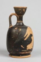Aryballus lekythos, decoration: on the belly a winged Nike in right profile, dressed in a long