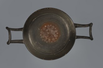 Black-finished goblet, 4th century BC, Campania; vessel goblet; height 5.0 cm, width 12.5 cm., A