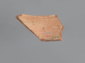 Fragment of a vessel stand, painted Coptic vessel stand with floral decorations. The walls form a